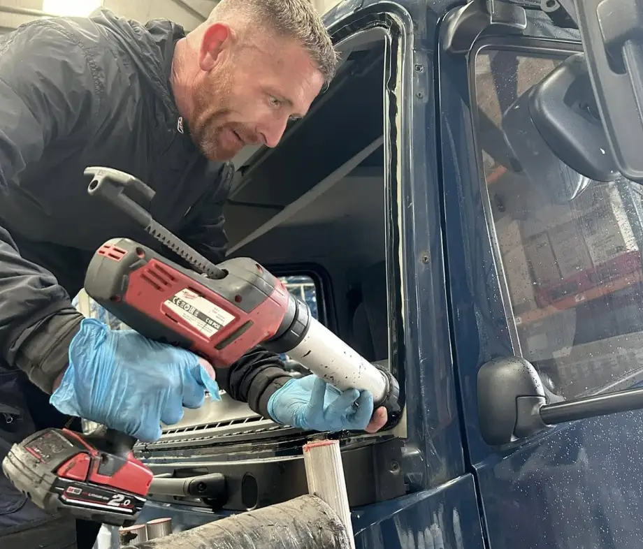 Lancashire Windscreens Ltd